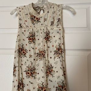 Altar’s State hi neck blouse